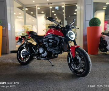 DUCATI - MONSTER 937