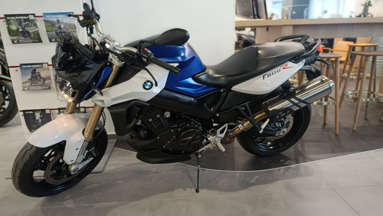 BMW - F 800 R