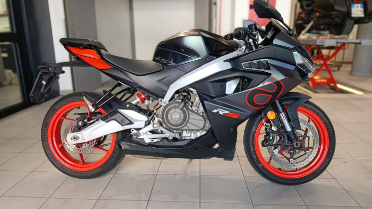 APRILIA - RS 457